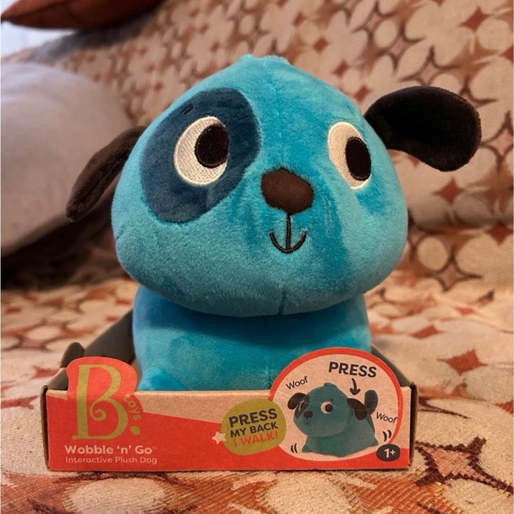 Wobble n go interactive plush dog
